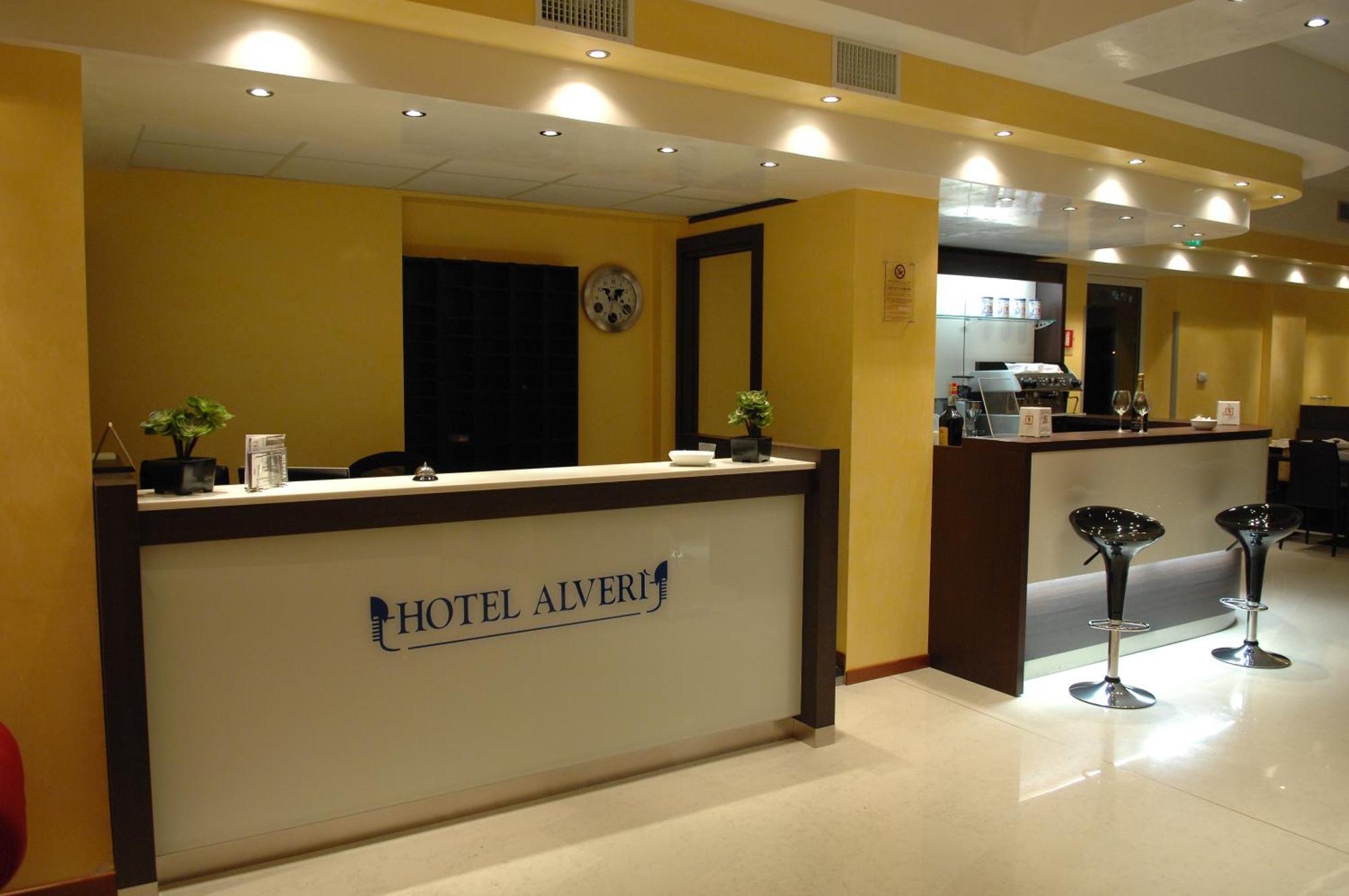 Hotel Alveri 3*