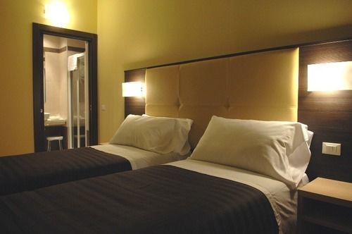Alveri Hotel 3*